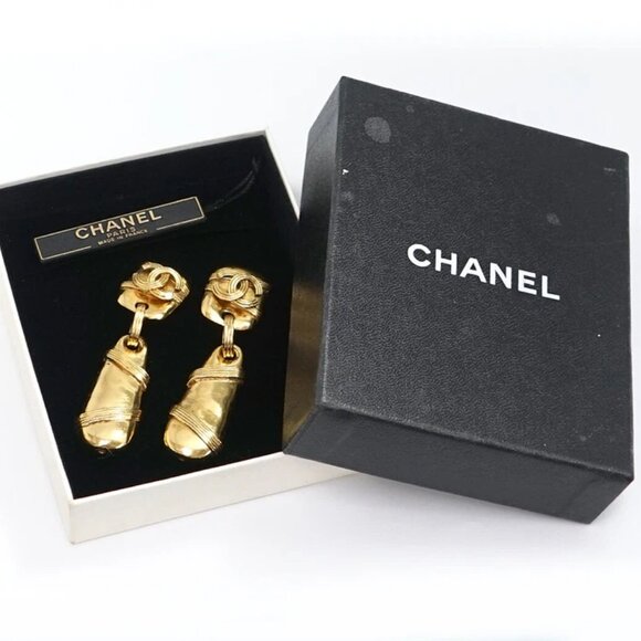 CHANEL CC logos Dangle Earrings Clip-On Earrings Gold Tone 94A Auth w/Box g1133 - Picture 6 of 6